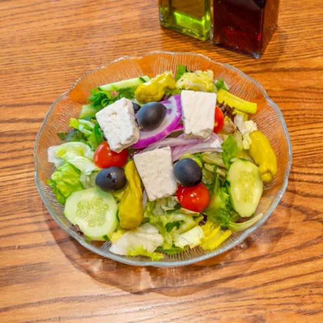 Greek Salad (10 Servings ).